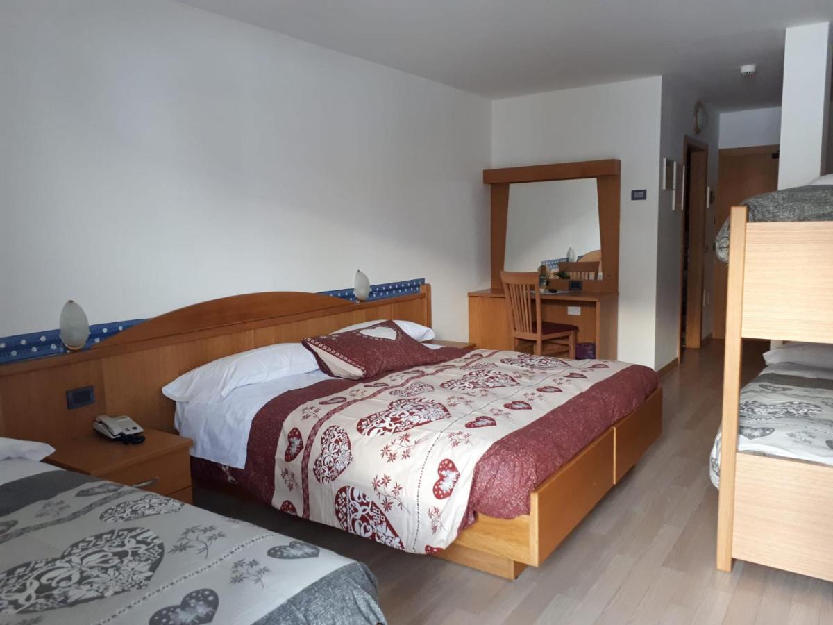 Hotel Panorama Passo del Tonale Eksteriør bilde